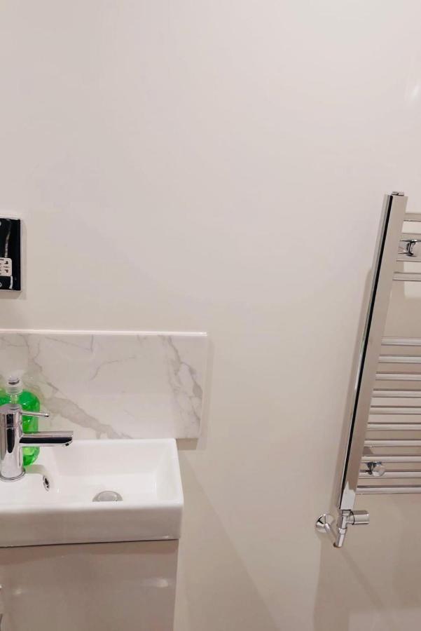 Green Lantern, Private En-Suite Double Bedroom Aveley Luaran gambar